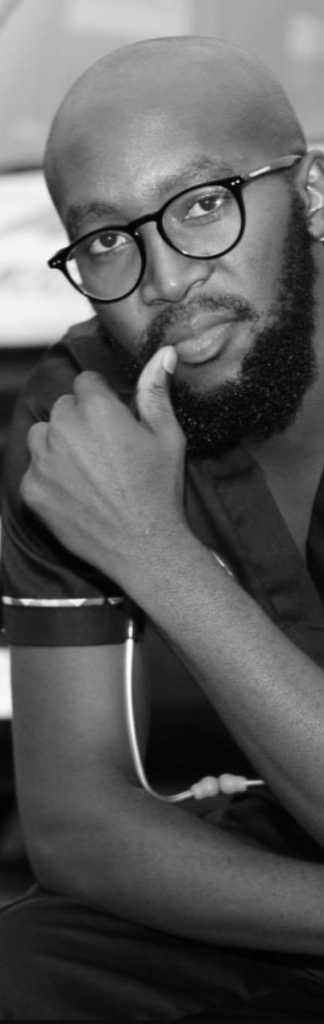 owner 2 (570 x 900 px) (570 x 1800 px)